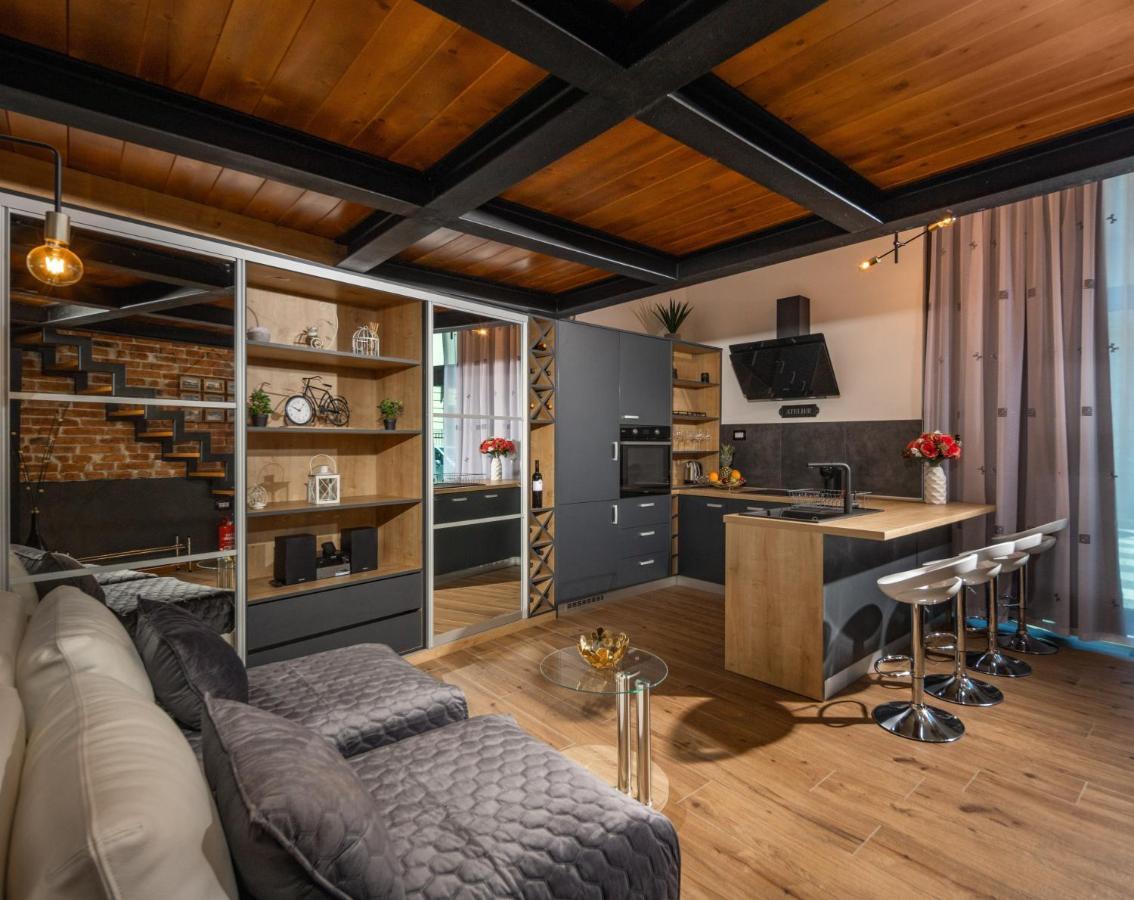 Studio Apartments Atelier Rijeka Exterior photo
